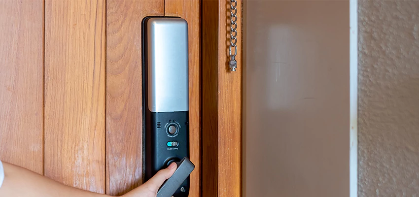 Home Security Electronic Locks Upgrades in Fair Oaks, CA